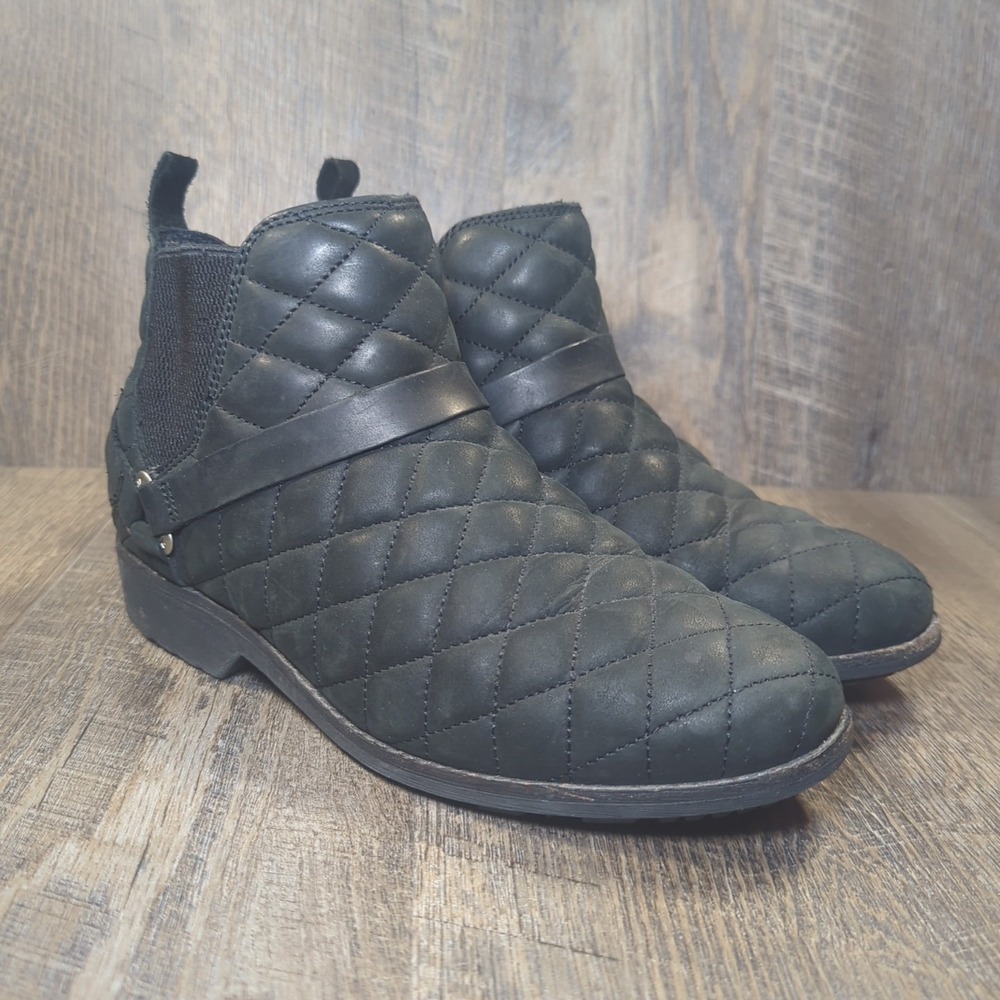 Teva De La Vina Dos Quilted Chelsea Ankle Boots Black Women's Size 8.5 Comfort